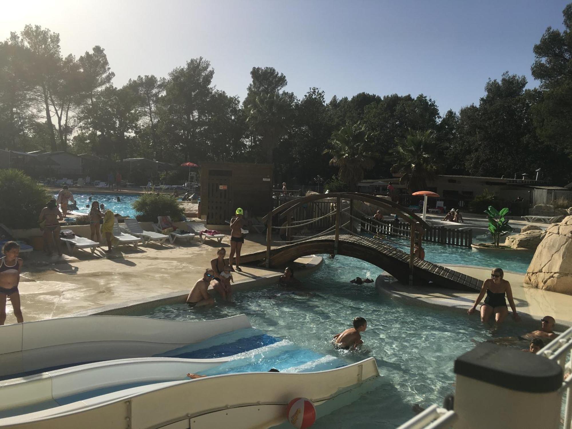 فندق Domaine De La Sainte Baume نا لي بين المظهر الخارجي الصورة